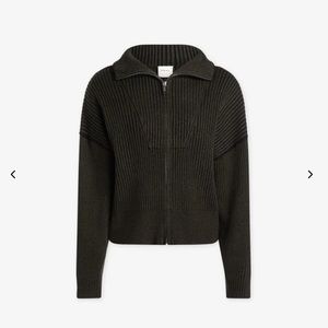 Varley Full Zip Olive Green, Size M. Good condition.